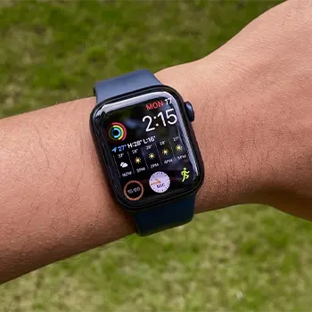 apple watch service center in qatar