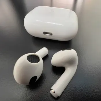 apple airpods service center in qatar